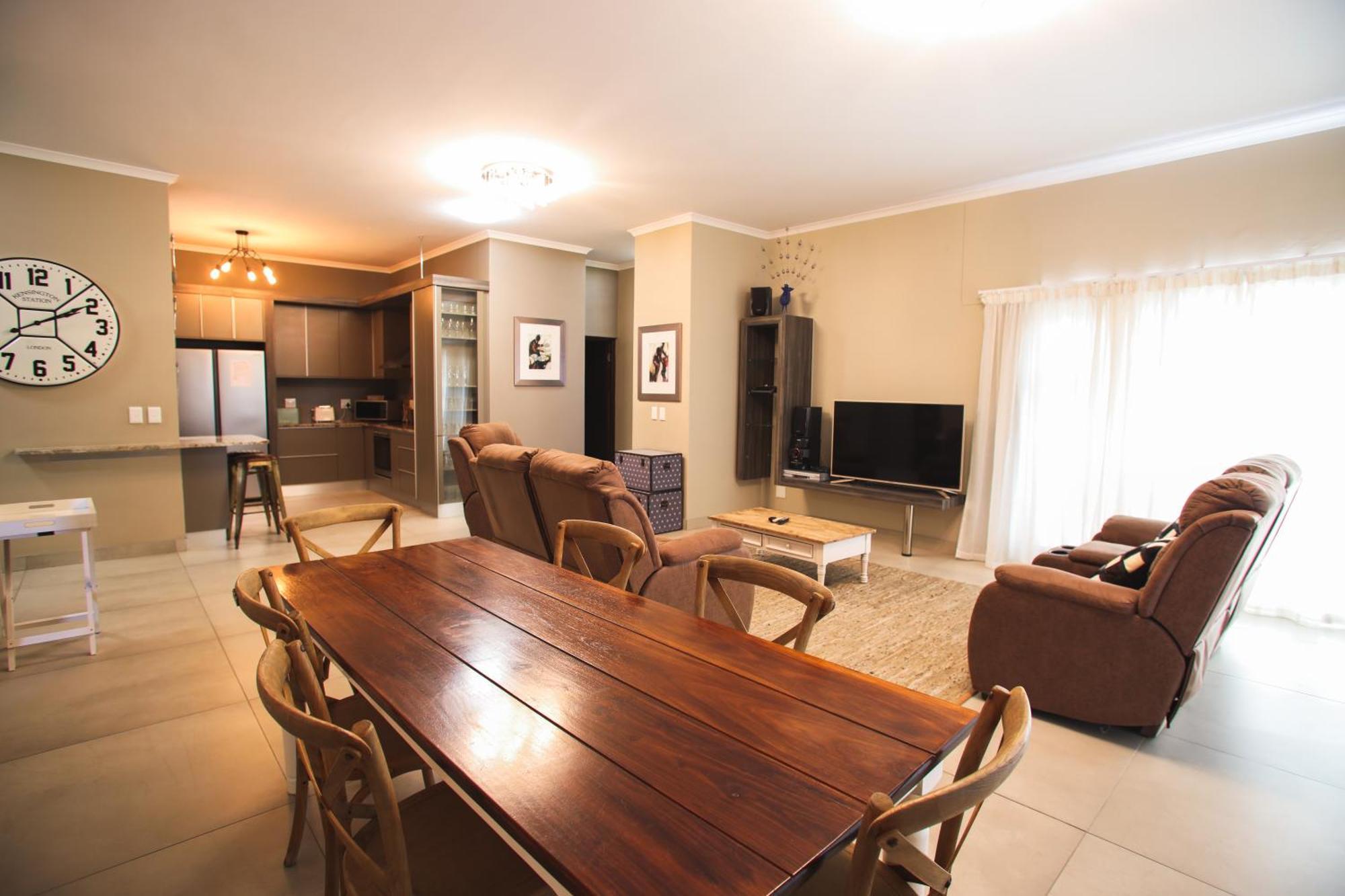 Hnt Atlantic Self Catering Apartment Swakopmund Exterior photo